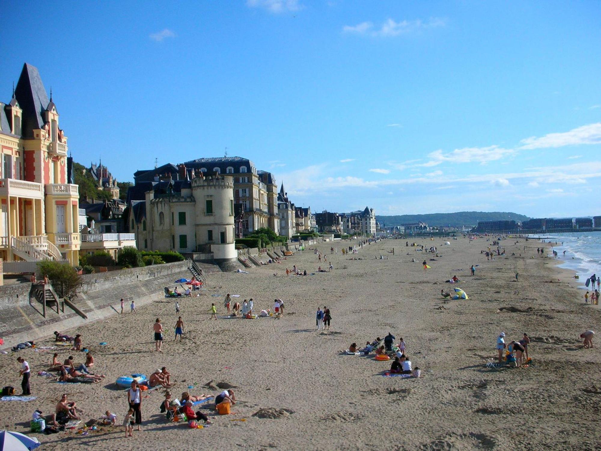 Best Western Plus Hostellerie Du Vallon Trouville-sur-mer Exteriör bild