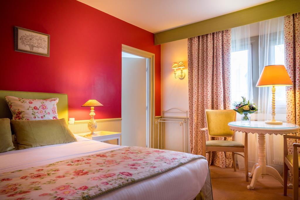 Best Western Plus Hostellerie Du Vallon Trouville-sur-mer Exteriör bild